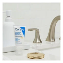 CeraVe Feuchtigkeitsspendende Gesichtscreme Tag LSF 25 52 Ml -Eucerin || Clarins || Clinique Verkäufe 1364901 CeraVe Feuchtigkeitsspendende Gesichtscreme Tag LSF 25 52 ml.260083e9