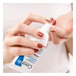 CeraVe Feuchtigkeitsspendende Gesichtscreme Tag LSF 25 52 Ml -Eucerin || Clarins || Clinique Verkäufe 1364901 CeraVe Feuchtigkeitsspendende Gesichtscreme Tag LSF 25 52 ml.b1a1cc3b