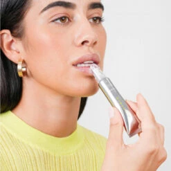 Hyalulip HYDRATE Hyaluronic Acid Lip Treatment 15 Ml 12 Hyalulip HYDRATE Hyaluronic Acid Lip Treatment 15 Ml -Eucerin || Clarins || Clinique Verkäufe 1431706 Hyalulip HYDRATE Hyaluronic Acid Lip Treatment 15 ml.0298c32b