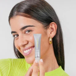 Hyalulip HYDRATE Hyaluronic Acid Lip Treatment 15 Ml 13 Hyalulip HYDRATE Hyaluronic Acid Lip Treatment 15 Ml -Eucerin || Clarins || Clinique Verkäufe 1431706 Hyalulip HYDRATE Hyaluronic Acid Lip Treatment 15 ml.f97615c3